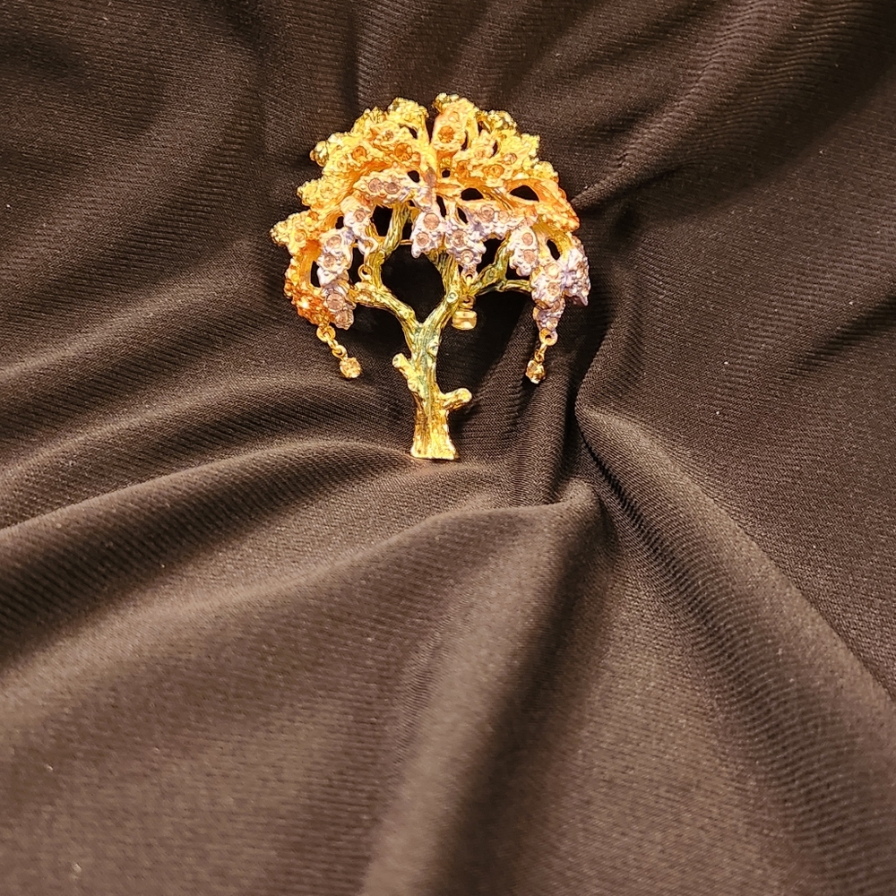 Fashion Pin